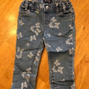 Children’s Place girls jeans size 18/24 months.
